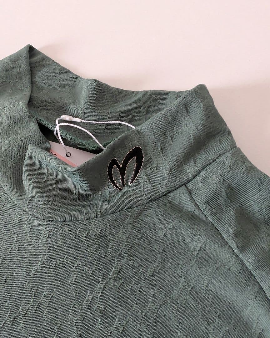 ポン　パーリーゲイツ　マスターバニー　モックネックシャツ　新品未使用