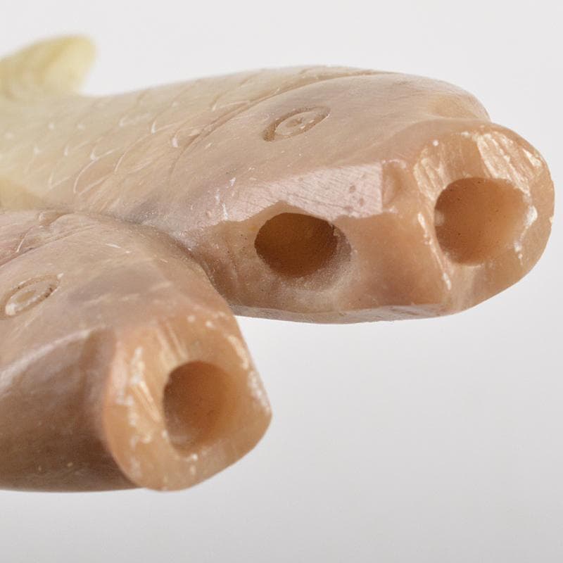 中国　玉石彫刻　双魚刻　神獣刻　根付　玉器　玉珮　2点　時代箱付　V　R7227