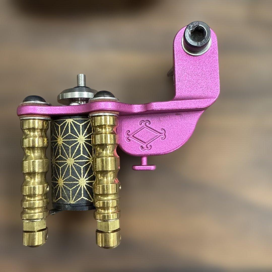 シ*ド様 ウィザード・タトゥー・マシン　QUINKE ピンク