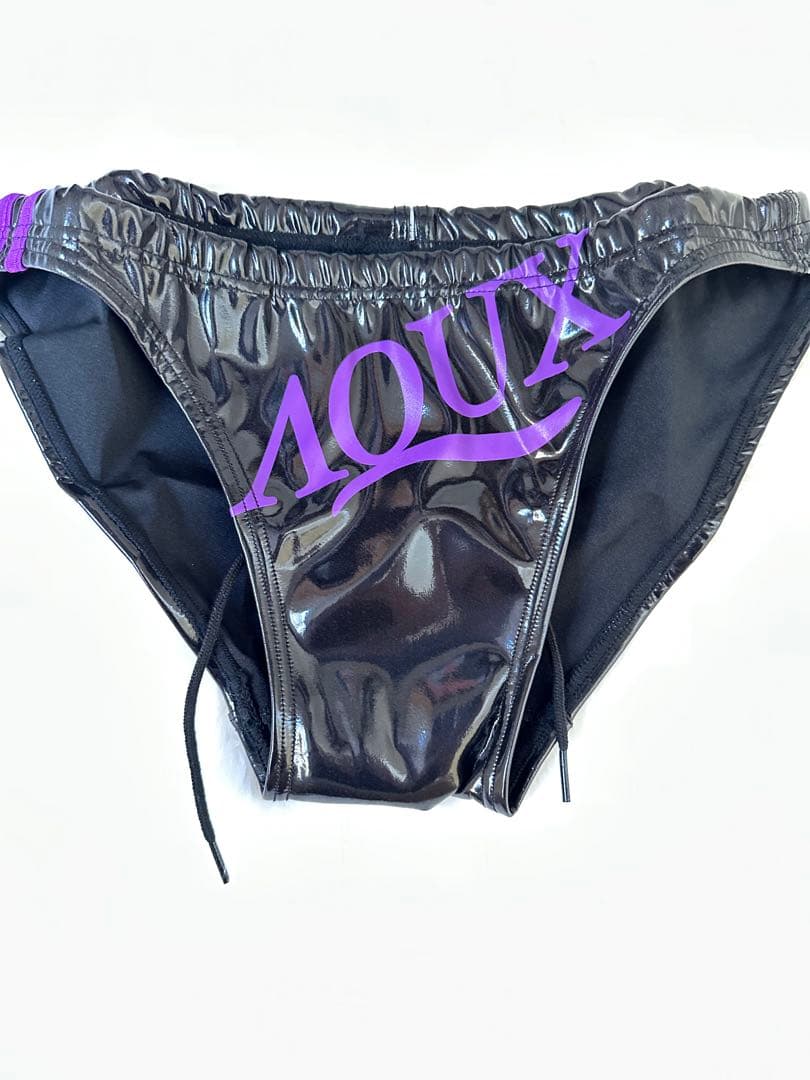 AQUX 競パン 黒 光沢仕上げ　XL