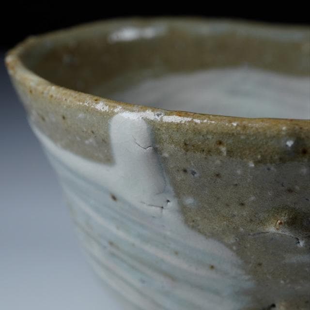 岸本謙仁　刷毛目茶碗　共箱　茶道具　鑑賞陶器　抹茶碗