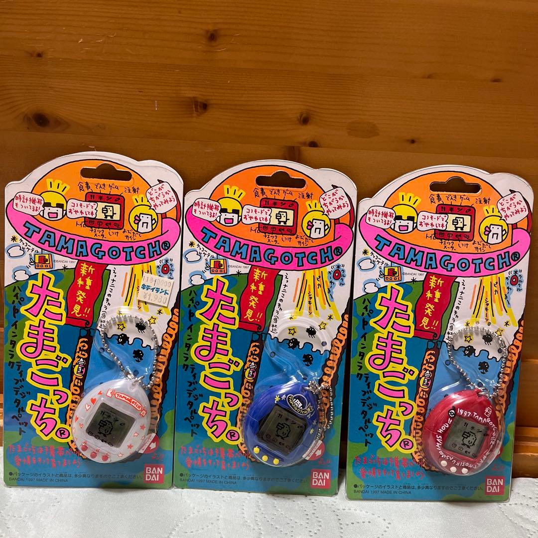 m*o様 たまごっち(初期〜)43個 ＆ たまごっちグッズ 26個