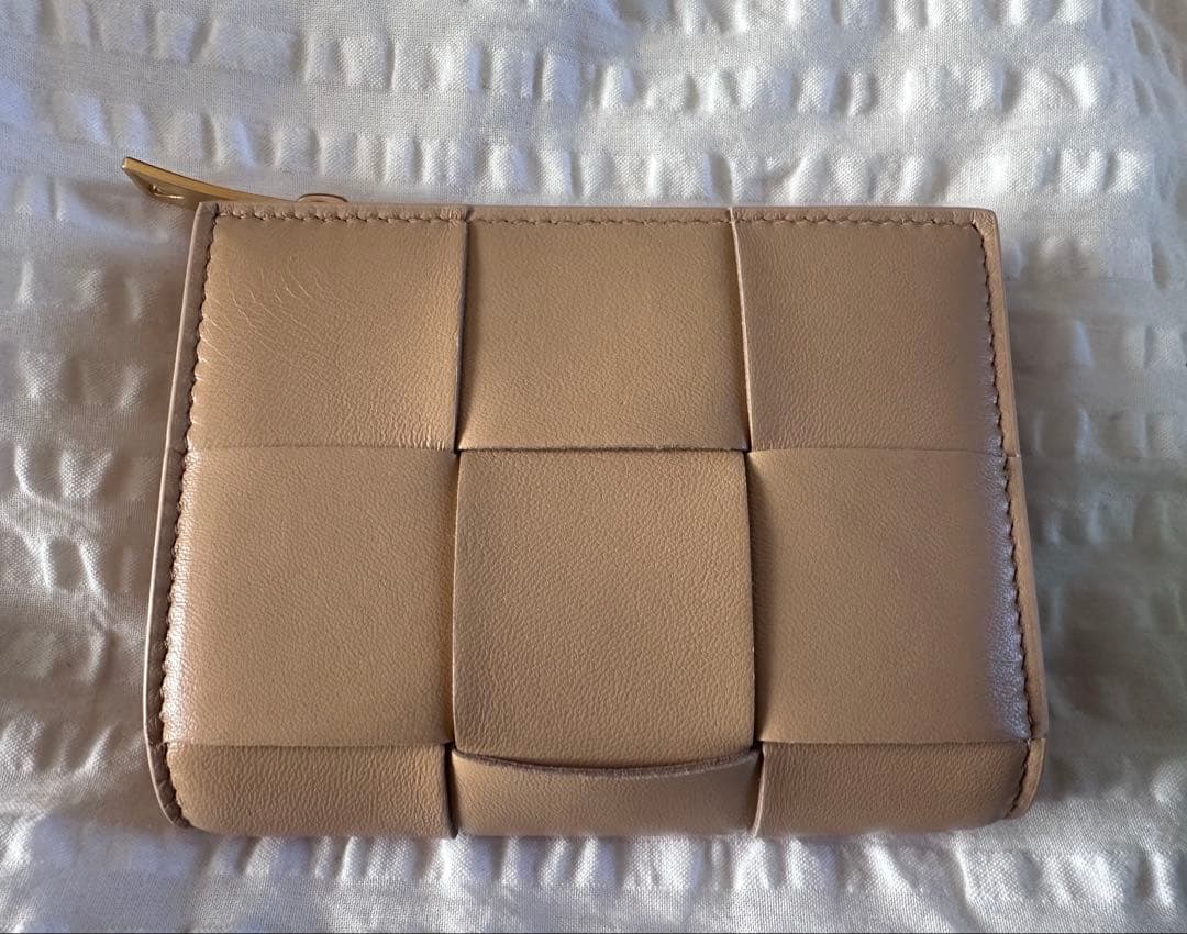 【新品未使用】ボッテガヴェネタBOTTEGA VENETAカセット 二つ折り財布