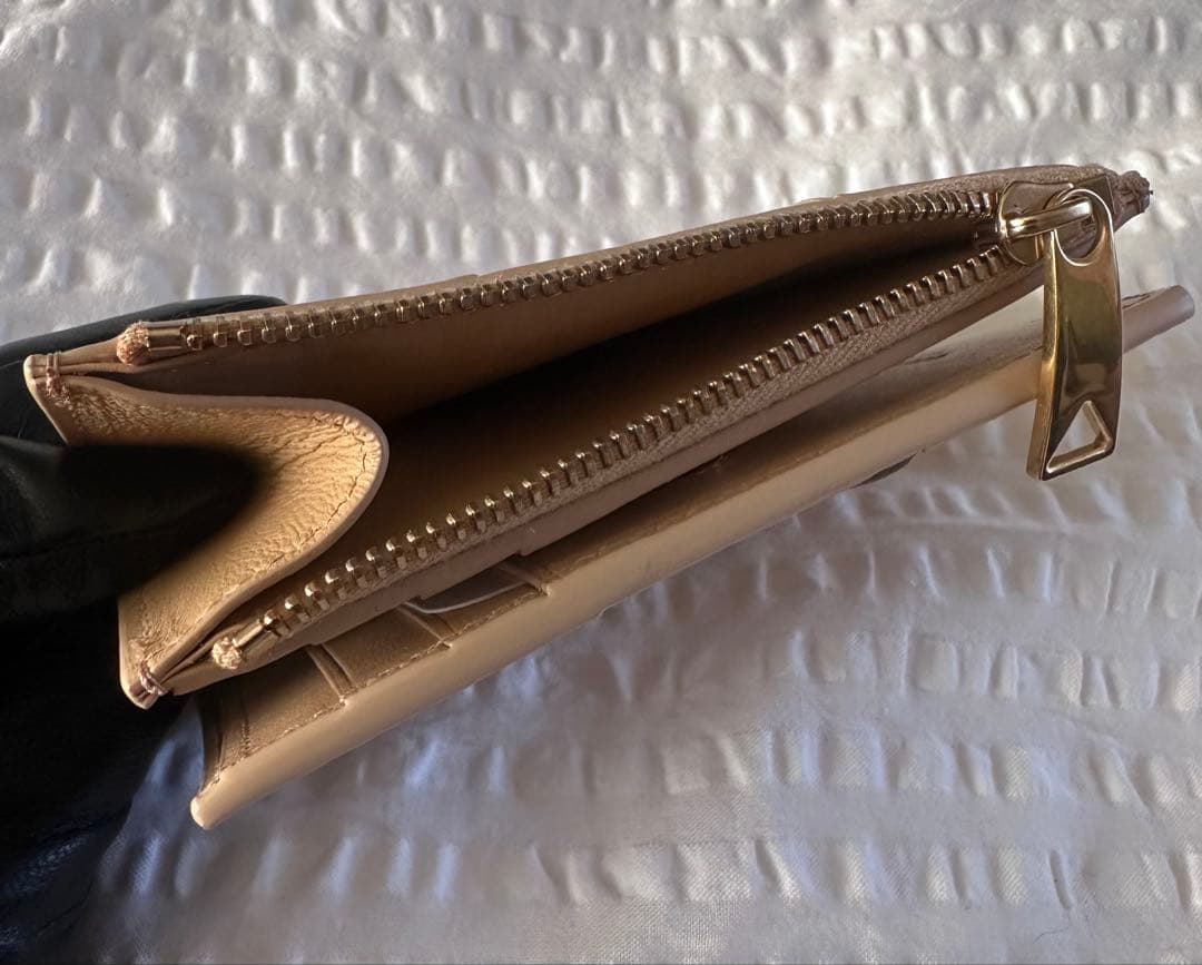 【新品未使用】ボッテガヴェネタBOTTEGA VENETAカセット 二つ折り財布