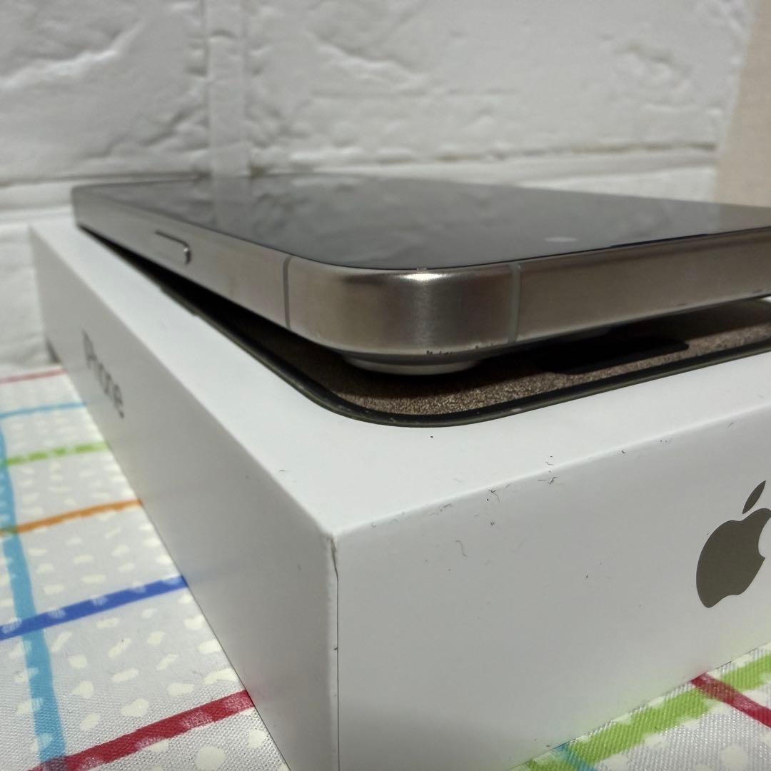 iPhone15Pro 256GB SIMフリー ナチュラルチタニウム