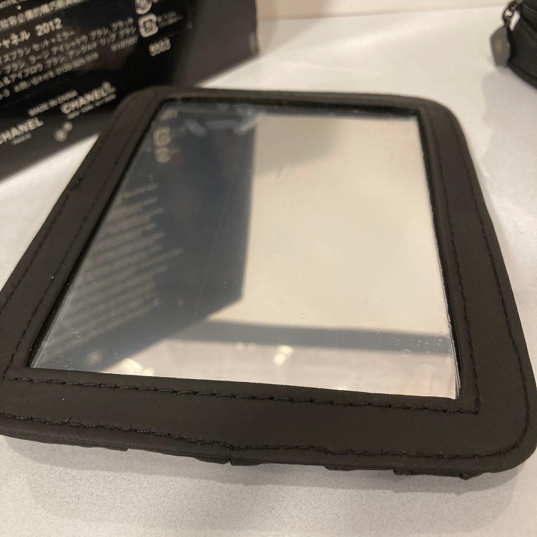 CHANEL シャネル　レ　ミニ　ドゥシャネル 2012 ブラシ　ポーチ　セット