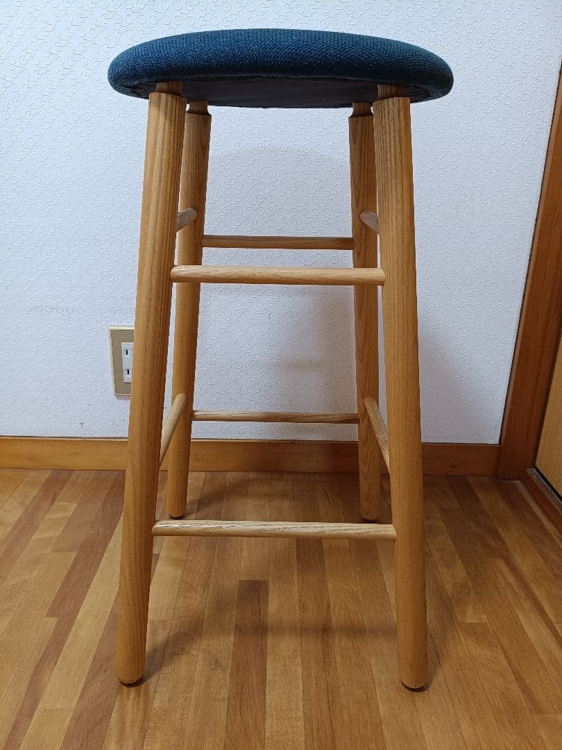 MOBLEYWORKS　スツール