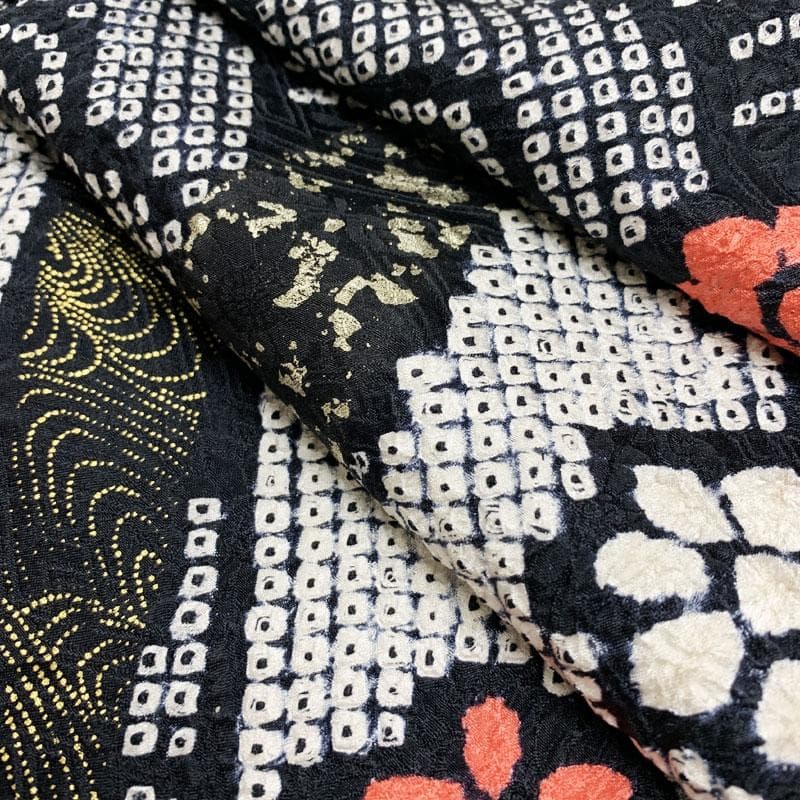 412z13☆振袖 総絞り 金彩 束ね熨斗 青海波 黒☆美品 成人式 結婚式