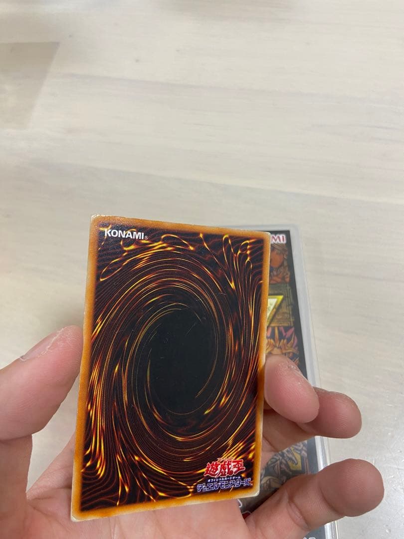 マカロン遊戯王　初期　ホーリーナイトドラゴン　シークレット