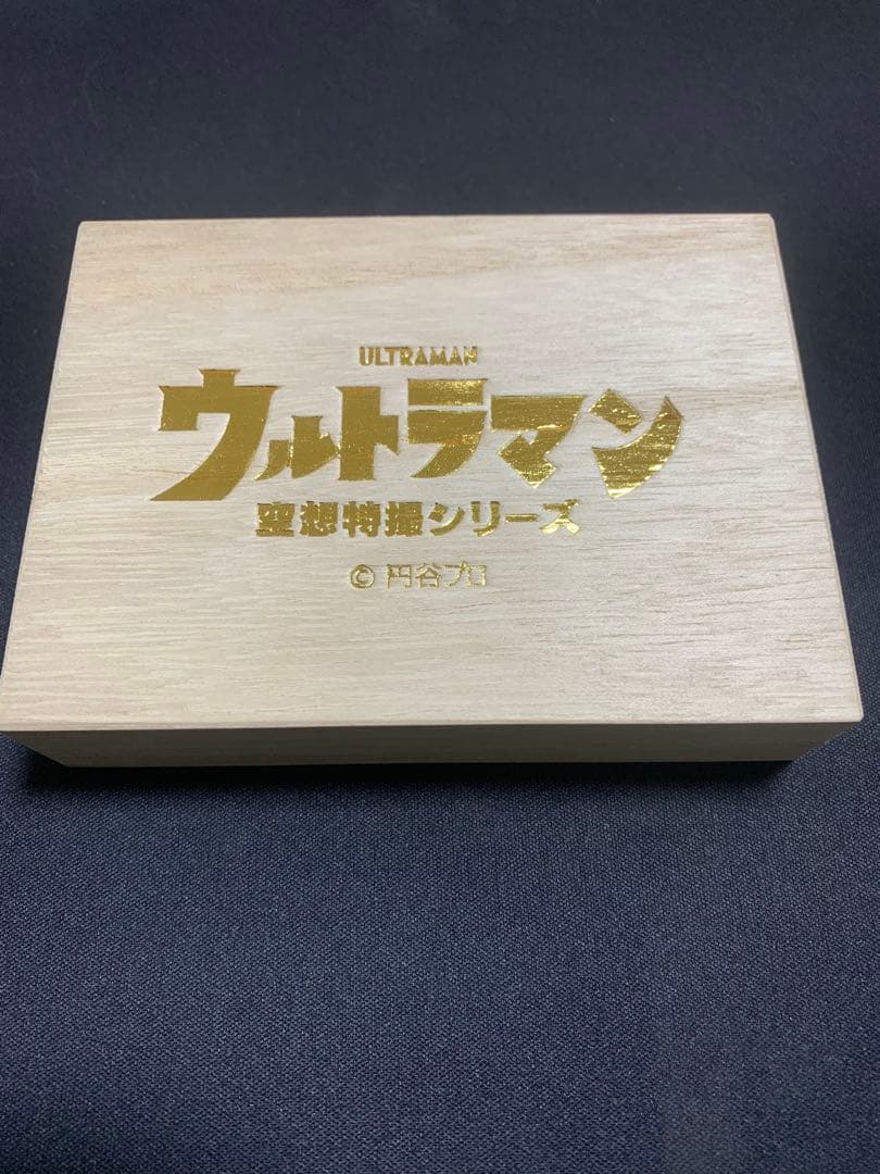 ウルトラマン　純金カード　限定100個