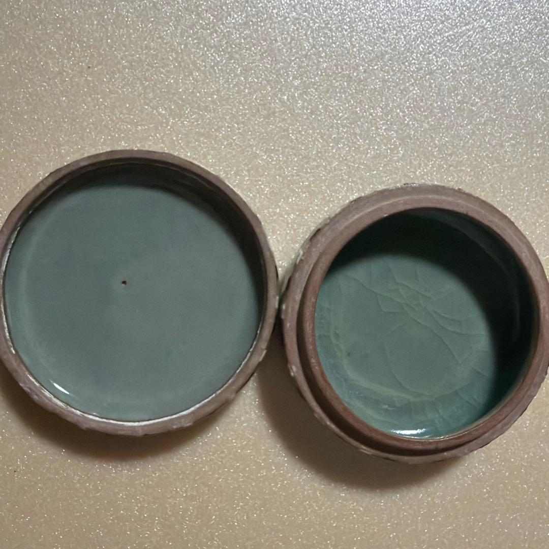 花柄灰色　小物入れ　韓国　高麗　陶器　焼き物　アンティーク