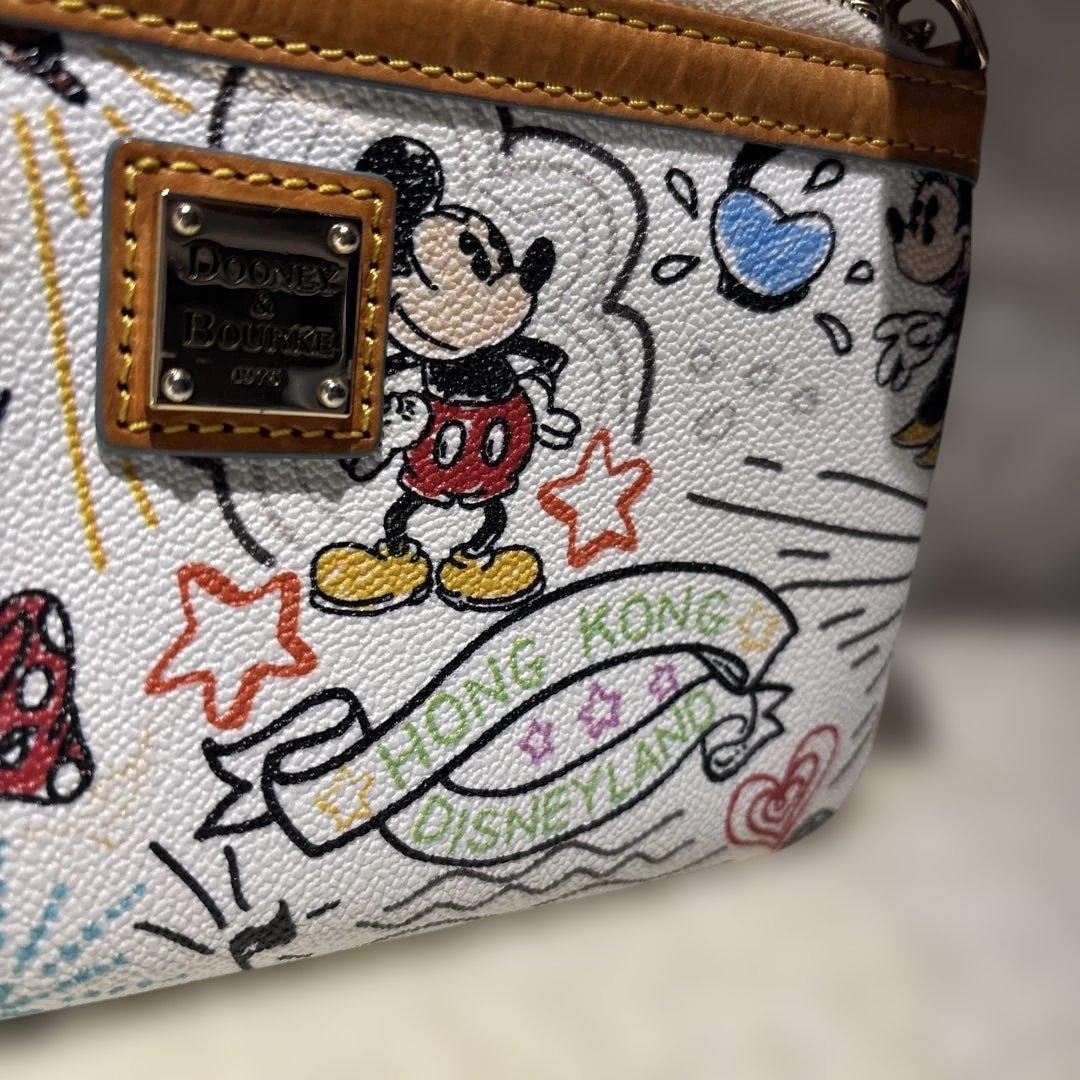 上海ディニー DisneyParksDOONEY & BOURKE