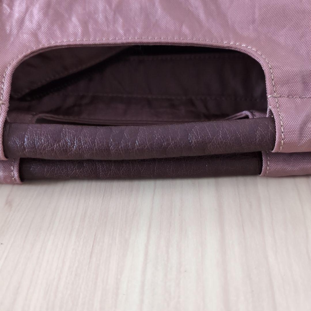 IBIZAイビザ　ナイロン×レザー手提げバッグ　薔薇モチーフ