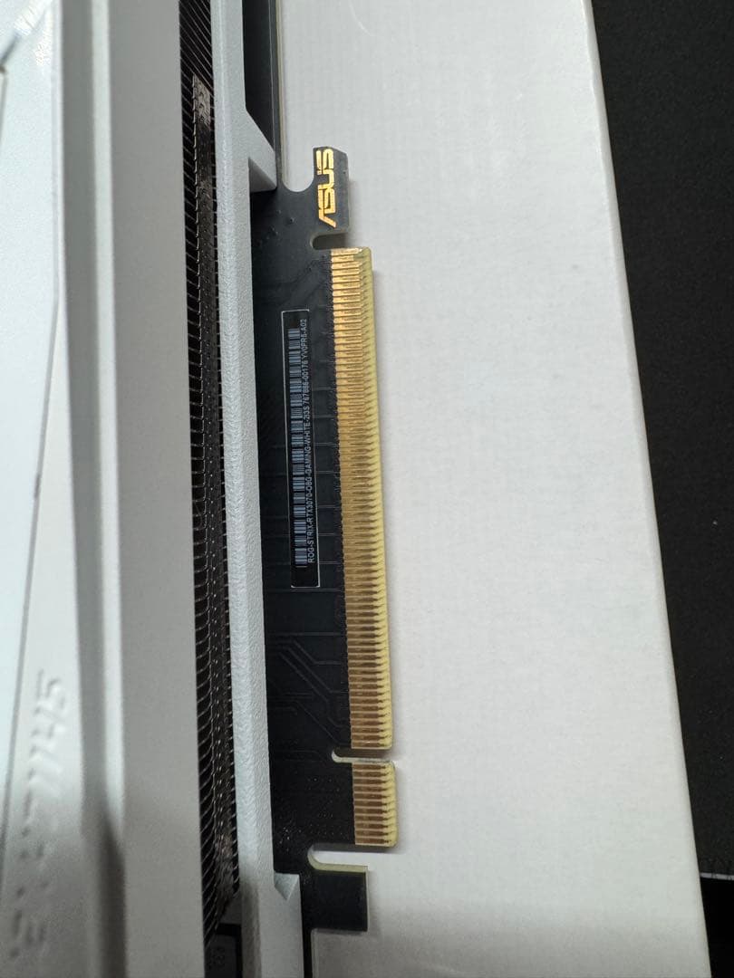 グラフィックボード・グラボ・ビデオカード ROG STRIX RTX3070 White Edition OC 8GB