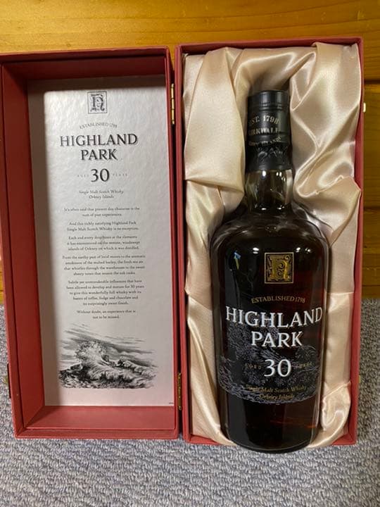 希少品 ハイランドパーク 30年物 サントリー 700ml