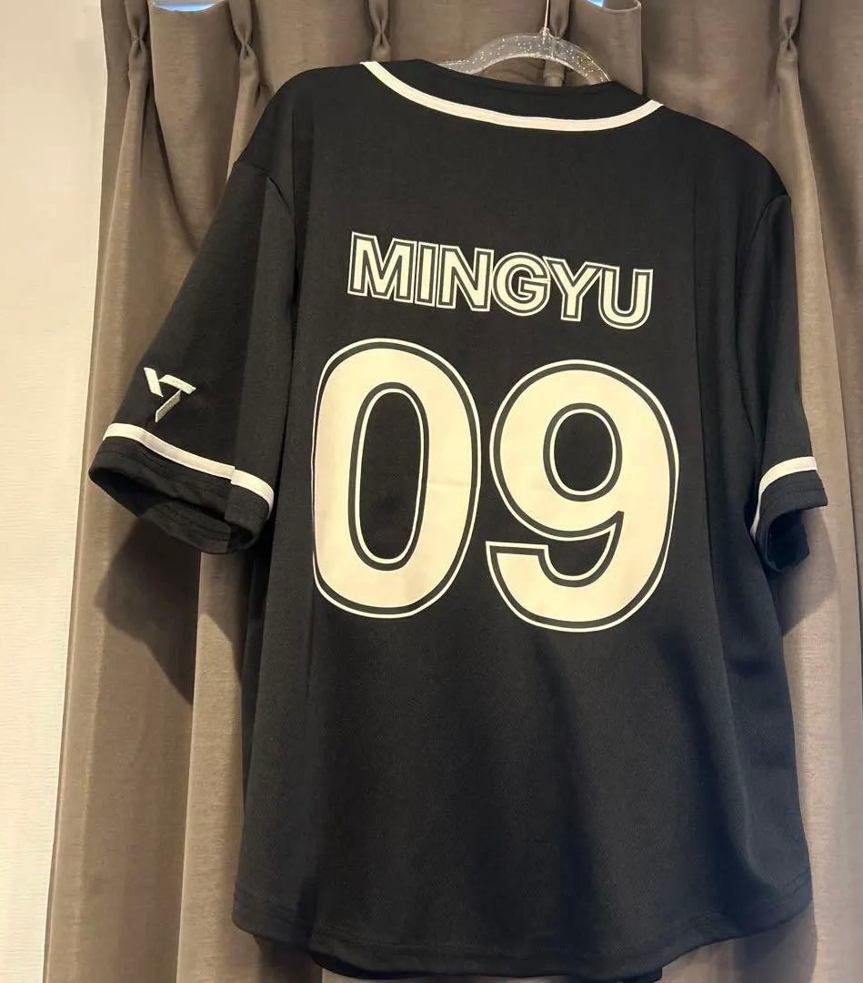 seventeen ミンギュ　ユニフォーム　ライブ　rigit here