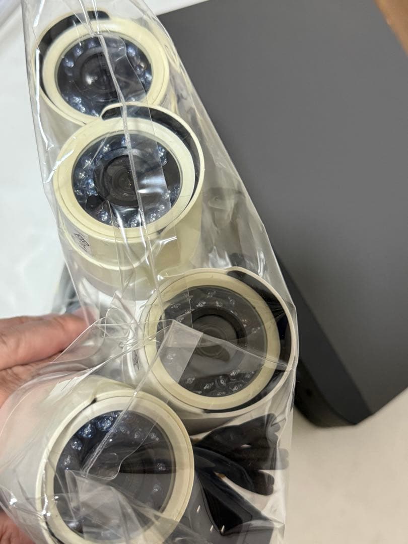 ハイクビジョン防犯カメラレコーダー HD-TVI DS-7204HQHI-K1