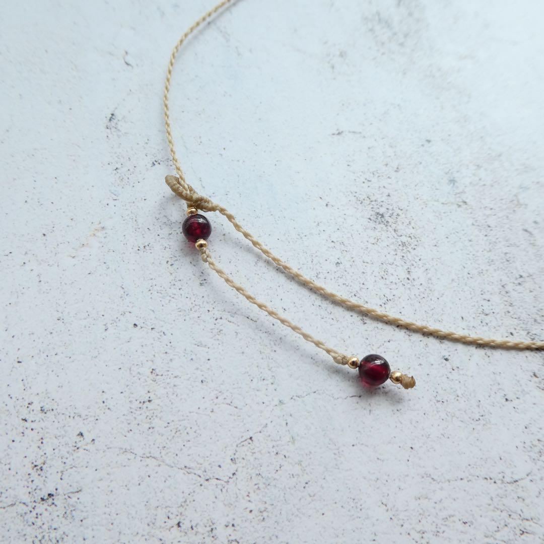 ガーネットとオパールのマクラメネックレス