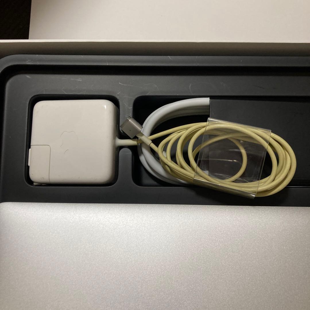 MacBook本体 Apple MacBook Air (Early 2015)