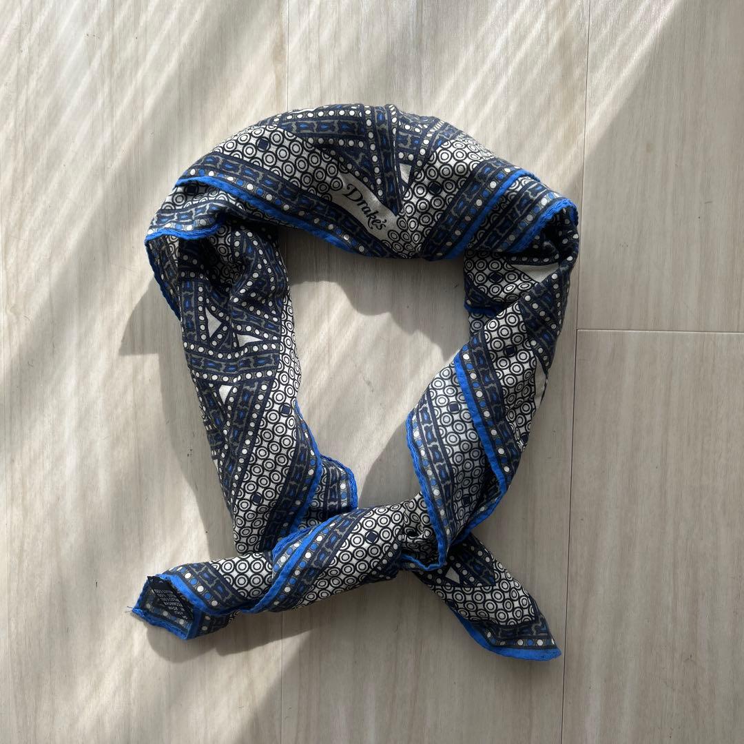 ドレイクスDrake's コットンバンダナ英国購入品　一辺　約67〜68cm