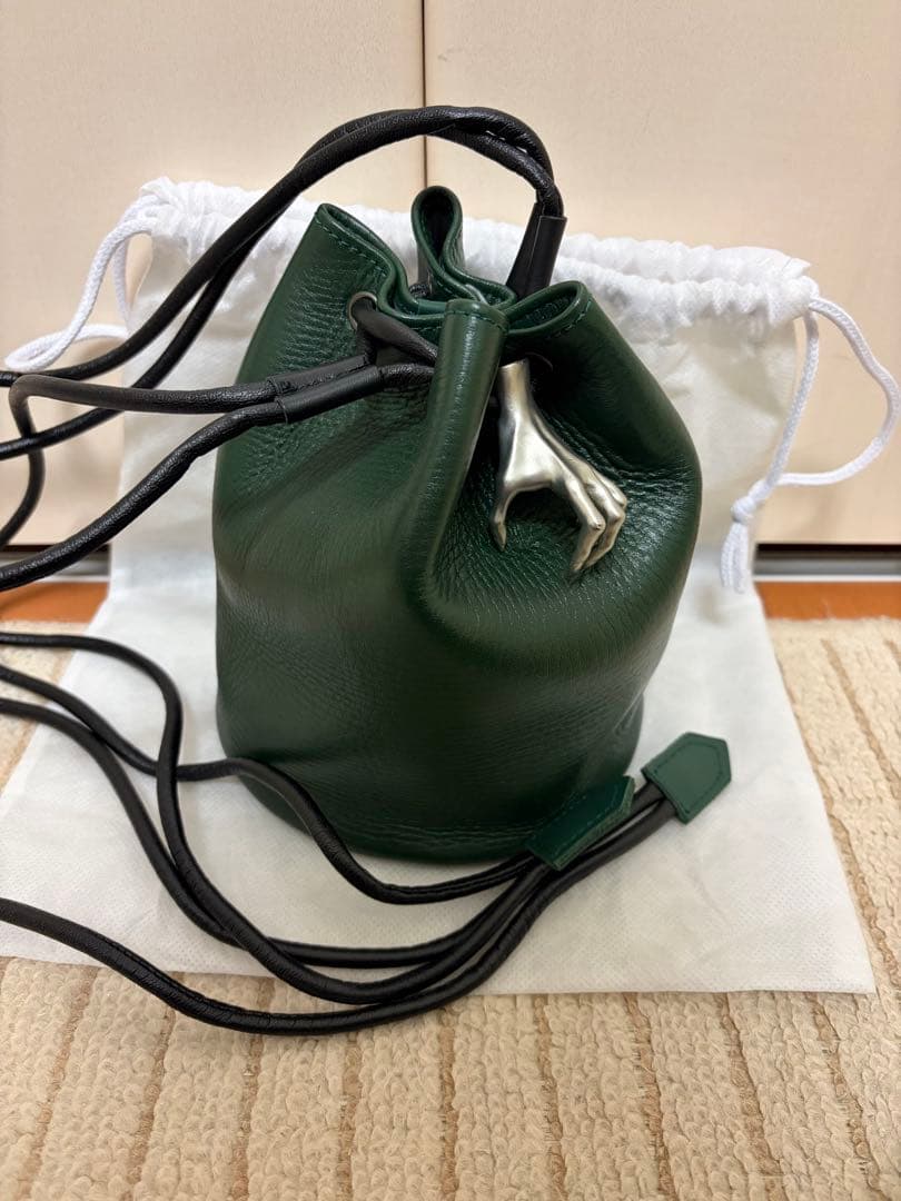 hazama ハザマ 2020SS 惹きずり込まれる運命のレザー巾着