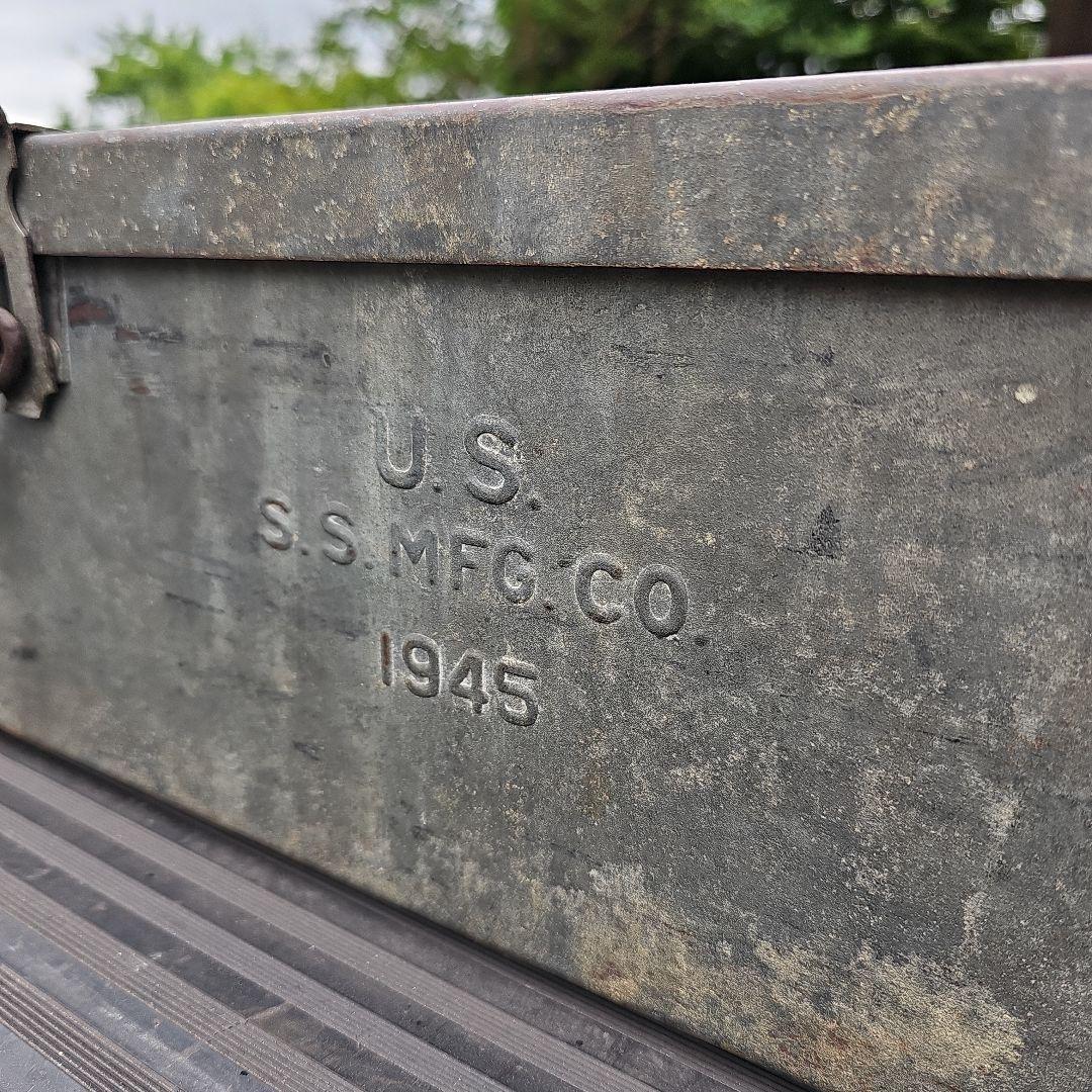 ビンテージ　ミリタリーツールボックス