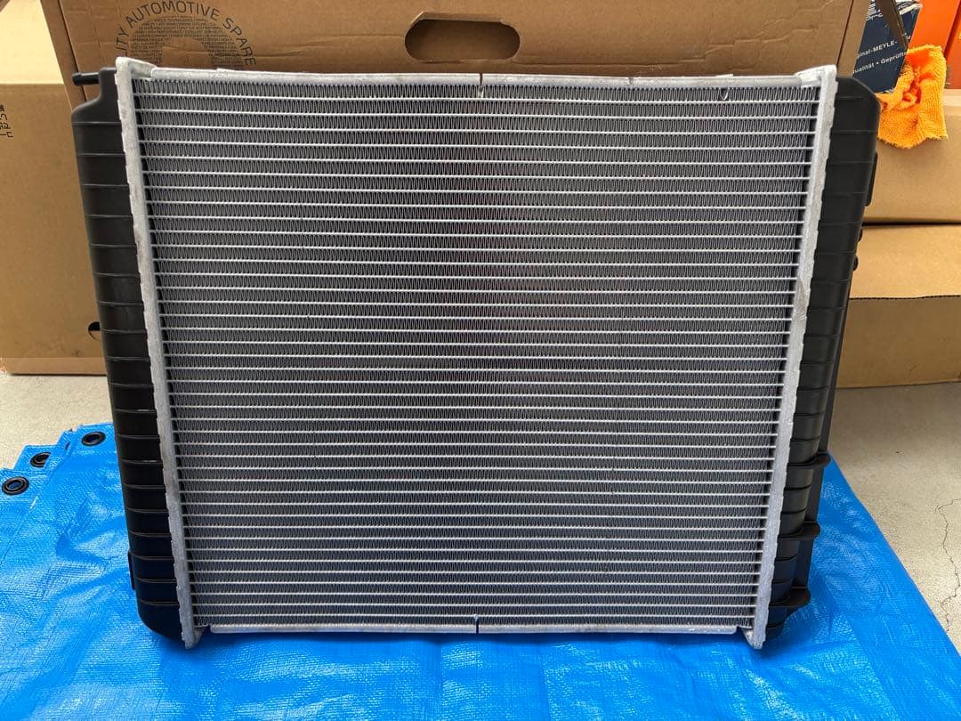 VOLVO ボルボ 240 ・ 740 ラジエター Nissens ニッセンズ製