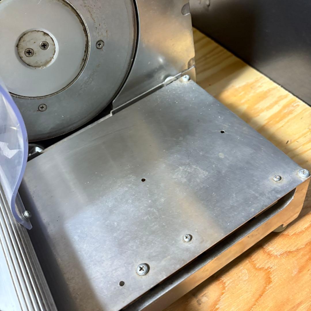 一枚切りパンスライサー 100ｖ ハクラ精機 アルファー70 　A-70型