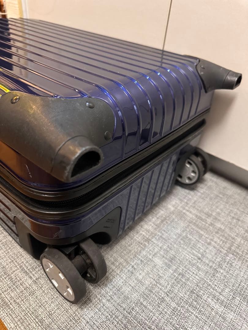 RIMOWA キャリーケース ブルー 24時間セール!