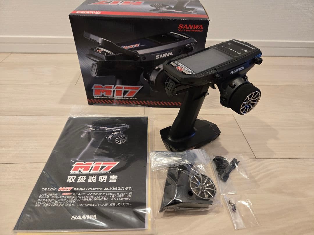 のらさん専用　(美品)SANWA MI7 送信機のみ