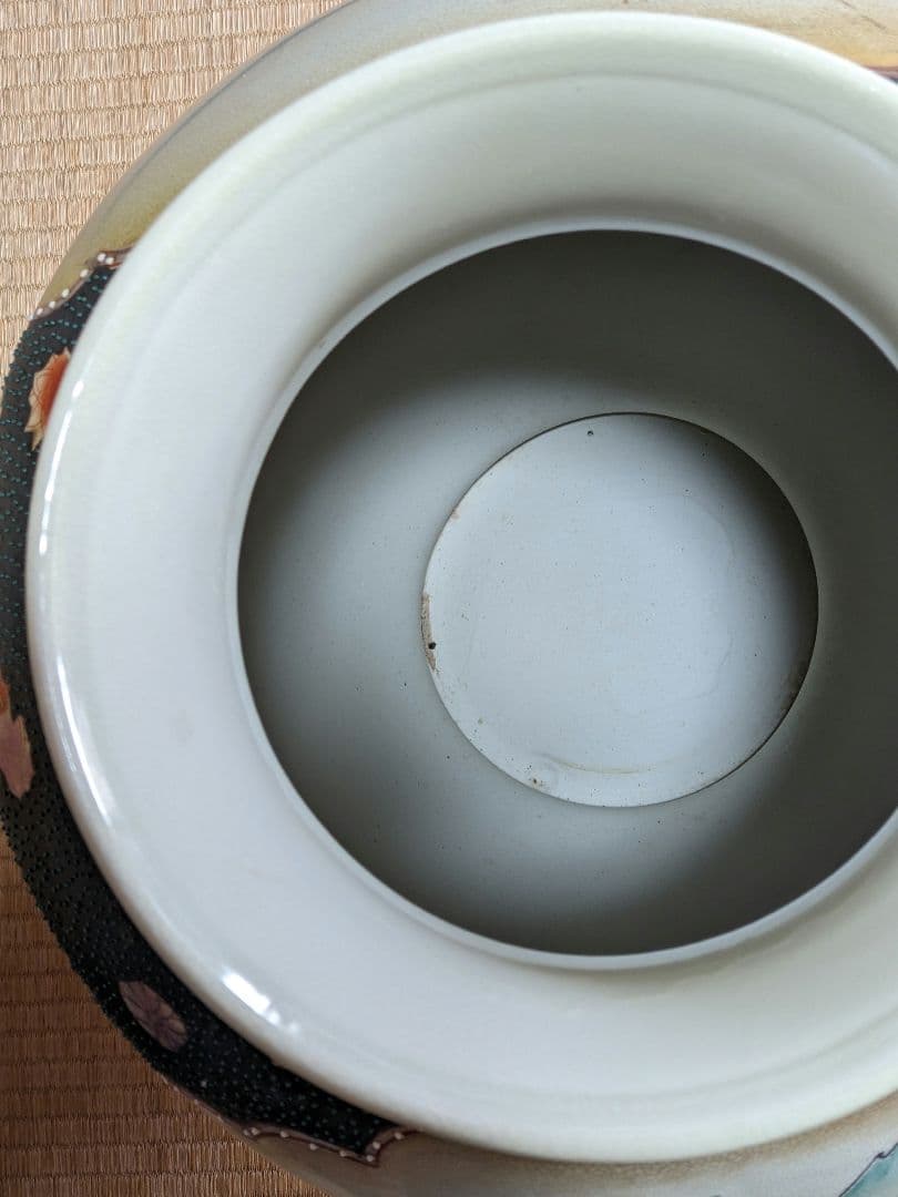 ♦ 美人花車上杉武田川中島決戦図 壷 薩摩 九谷焼 置物飾り 古美術骨董品