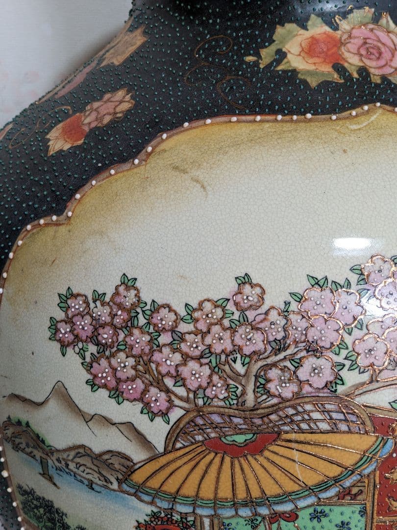 ♦ 美人花車上杉武田川中島決戦図 壷 薩摩 九谷焼 置物飾り 古美術骨董品