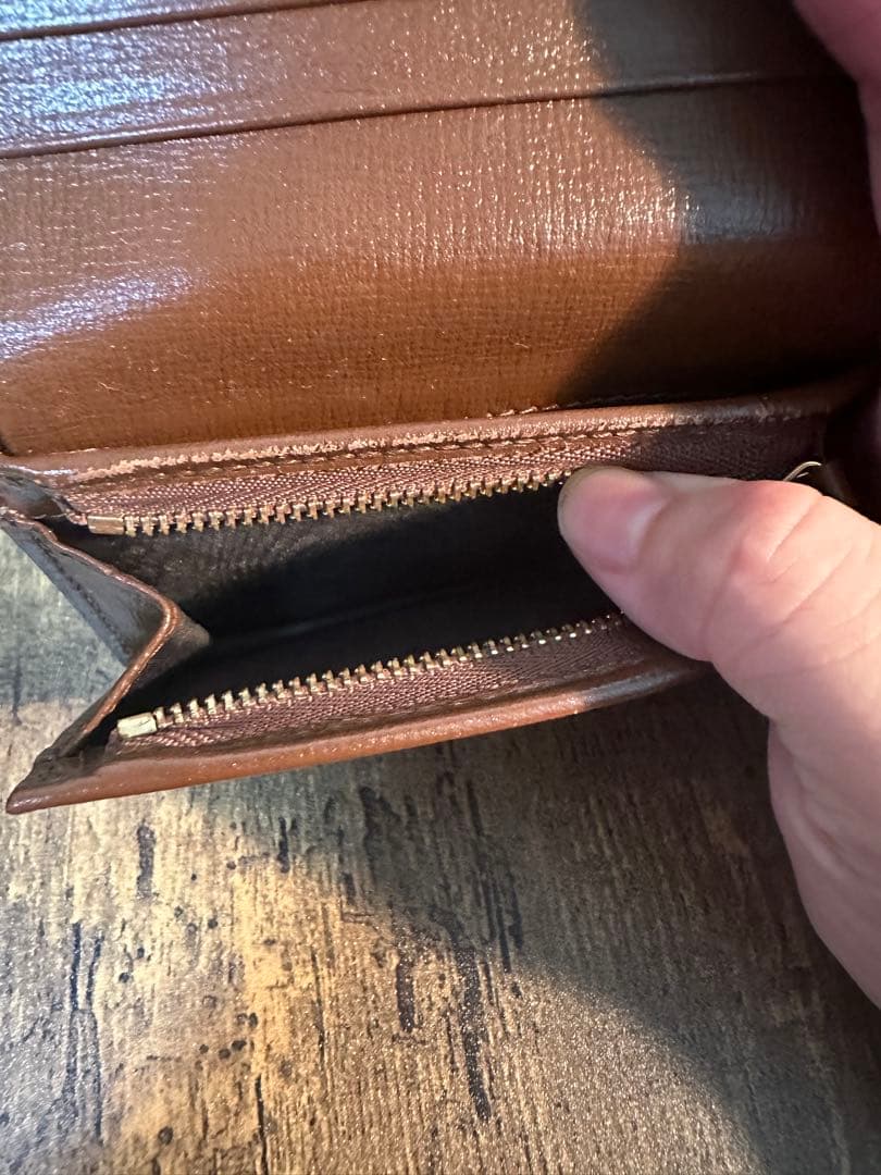 GUCCI 二つ折り財布 ハート型