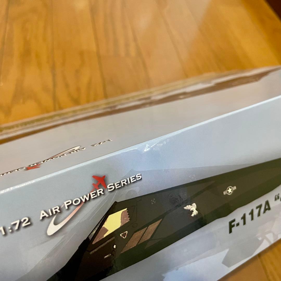 【未使用品】HOBBYMASTER F-117 NIGHTHAWK HA5811