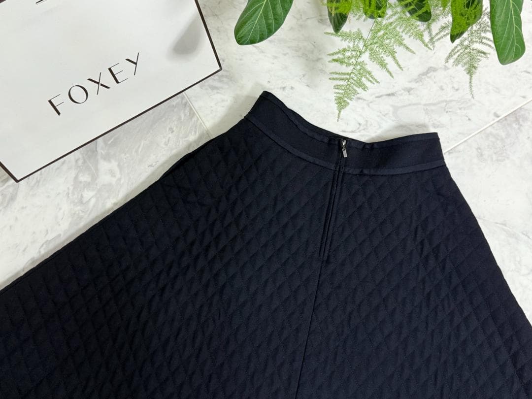 極美品★FOXEY/フォクシーフレアマトラッセ 40 ウール Aライン 別冊掲載