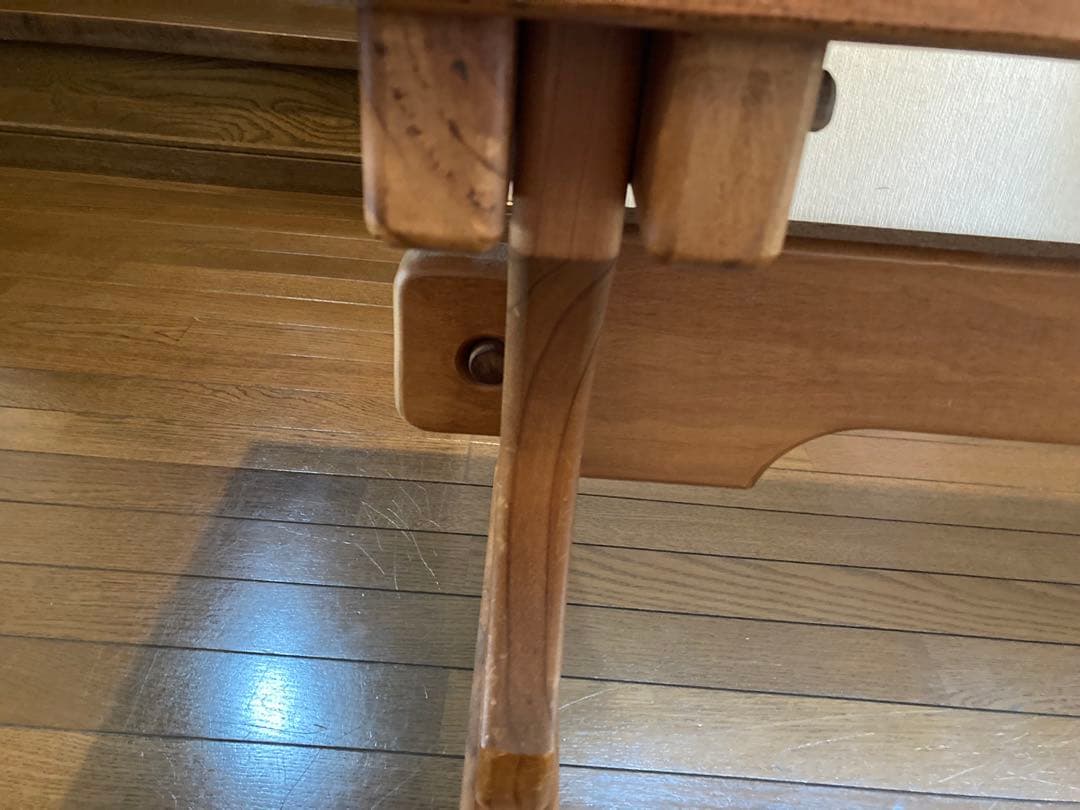 アントステラ　ベンチ