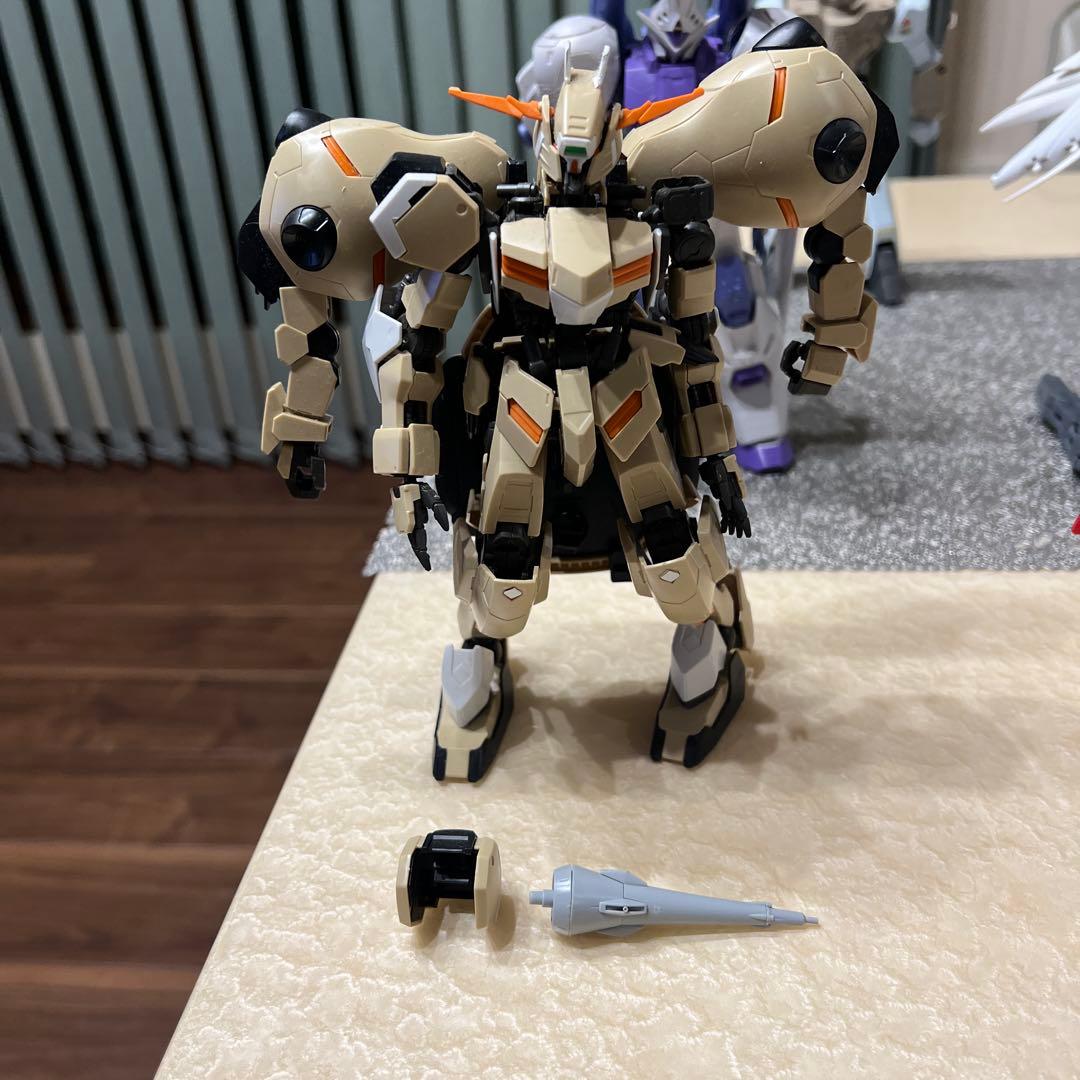 ガンダムモデル 10体　完成品（ジャンク）