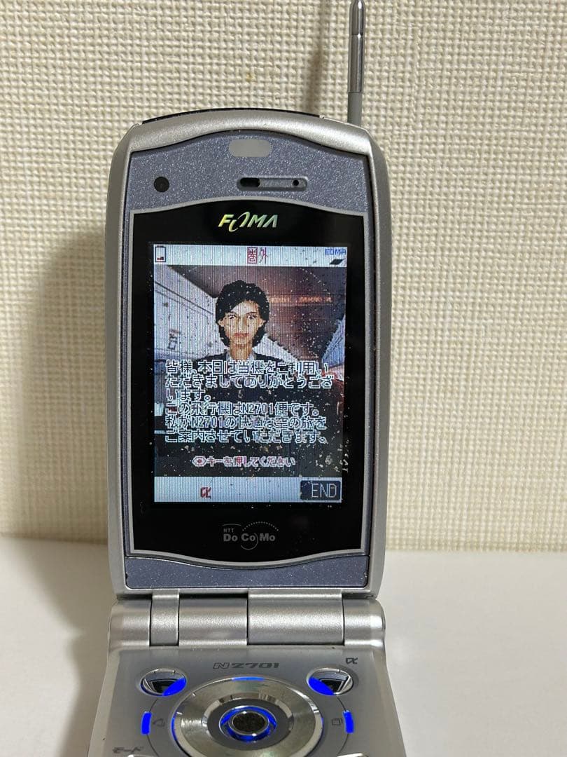 N2701 起動確認済み　FOMA／movaデュアル端末　卓上ホルダN02セット