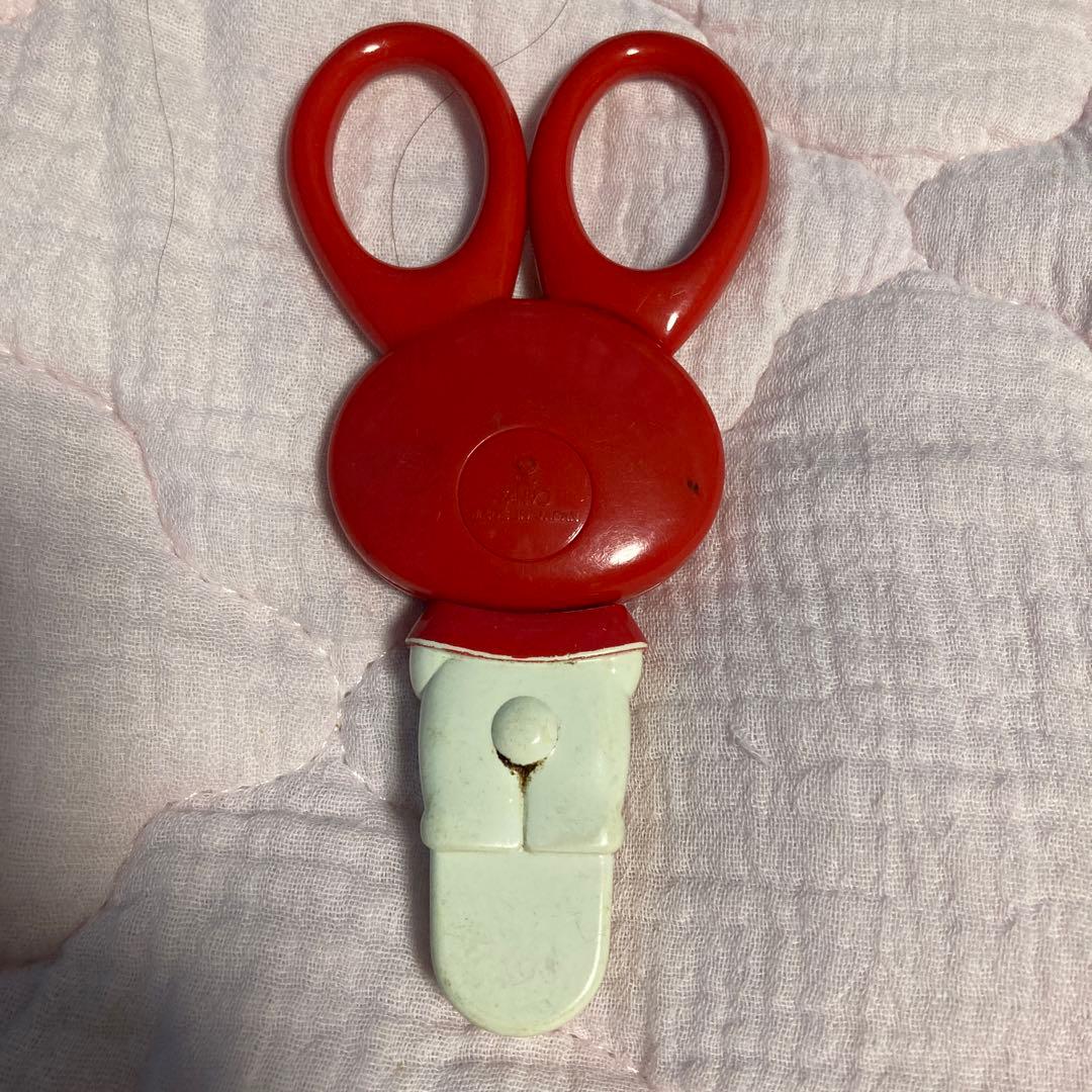 マイメロディ はさみ 赤と白