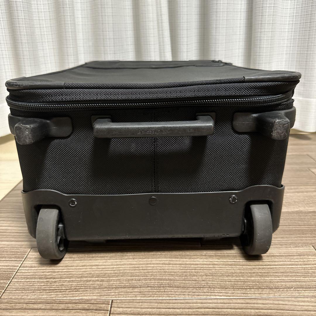 Briggs & Riley ２輪ナイロン 機内持込みキャリー　スーツケース