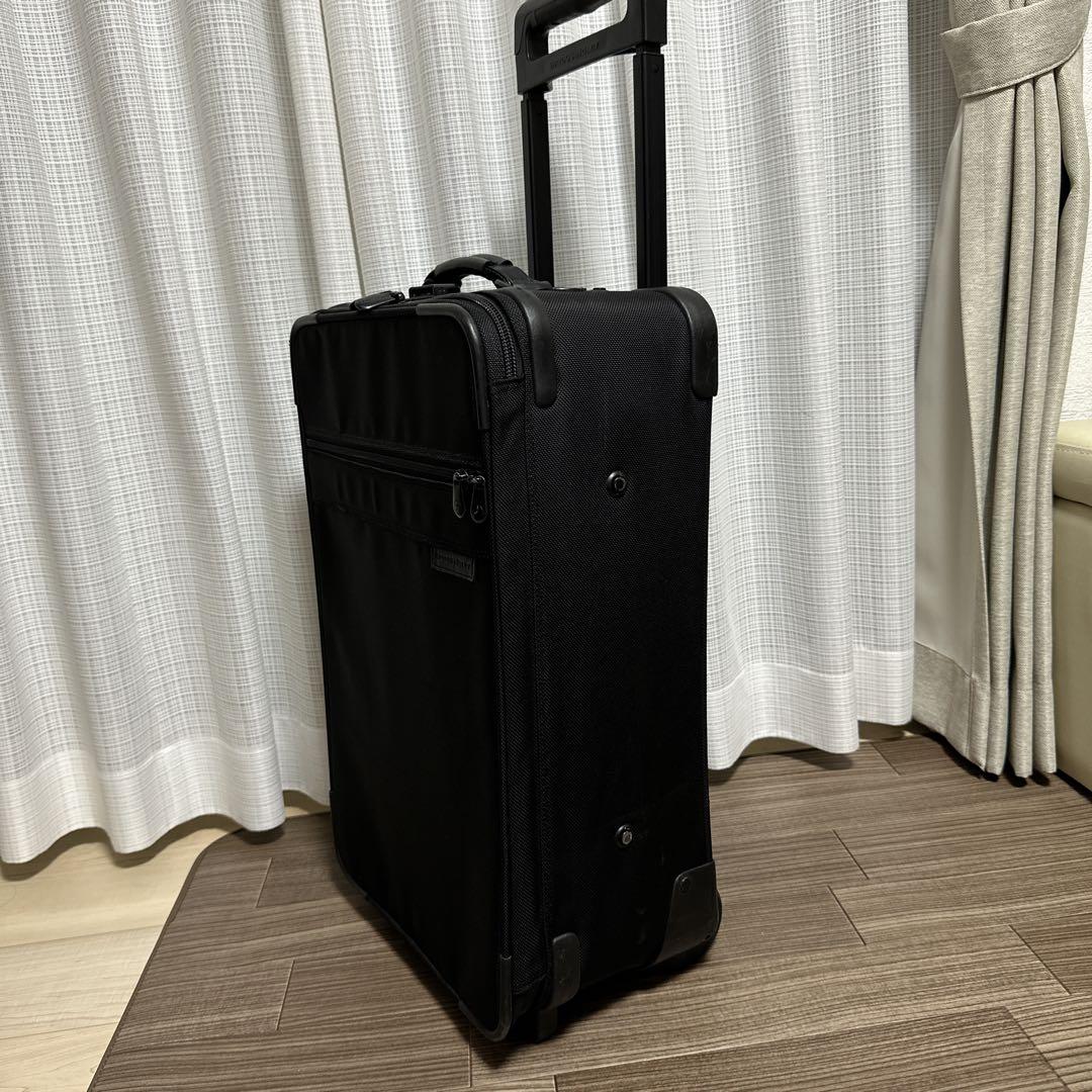 Briggs & Riley ２輪ナイロン 機内持込みキャリー　スーツケース