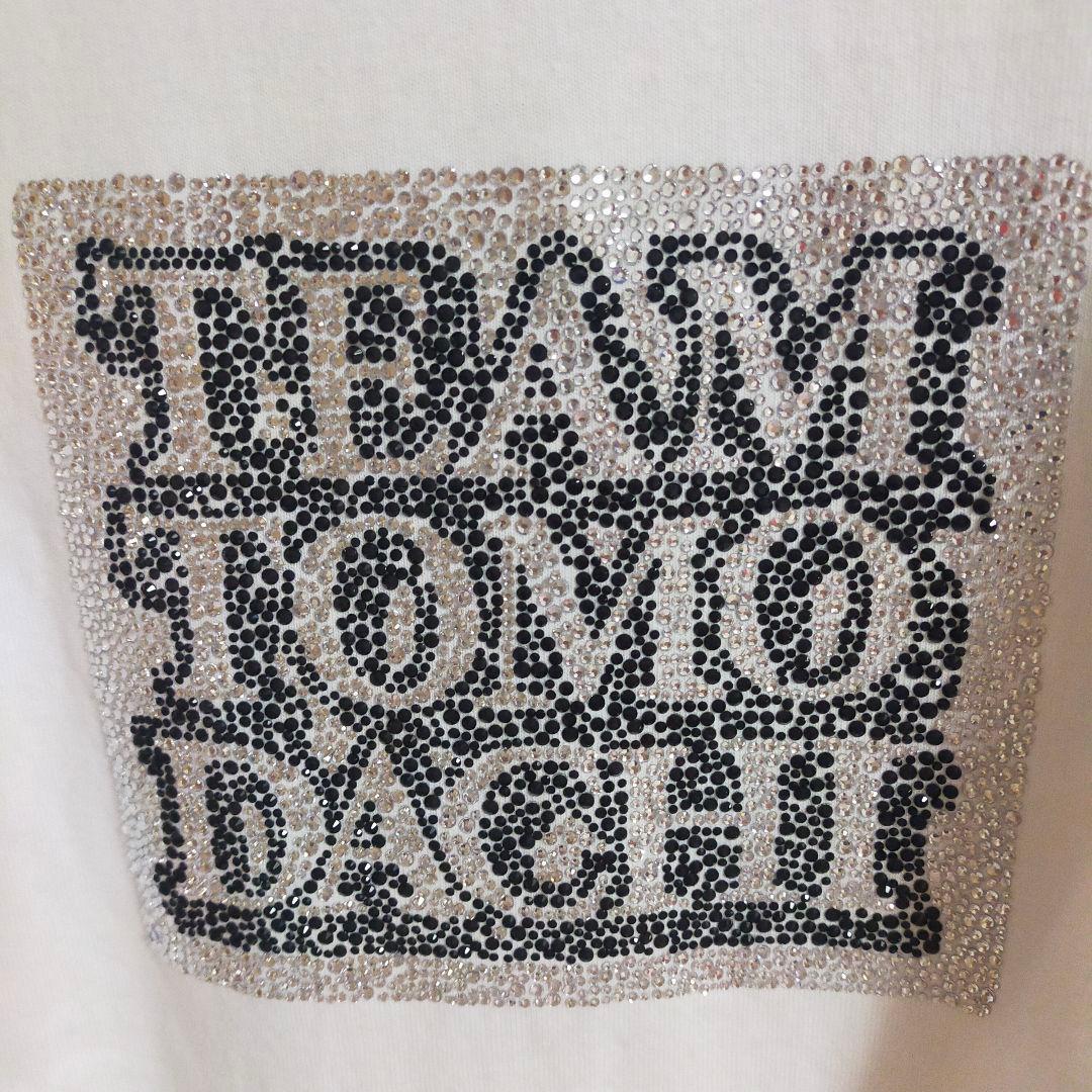 THE BLACK EYE PATCH チーム友達 ラインストーン Tシャツ