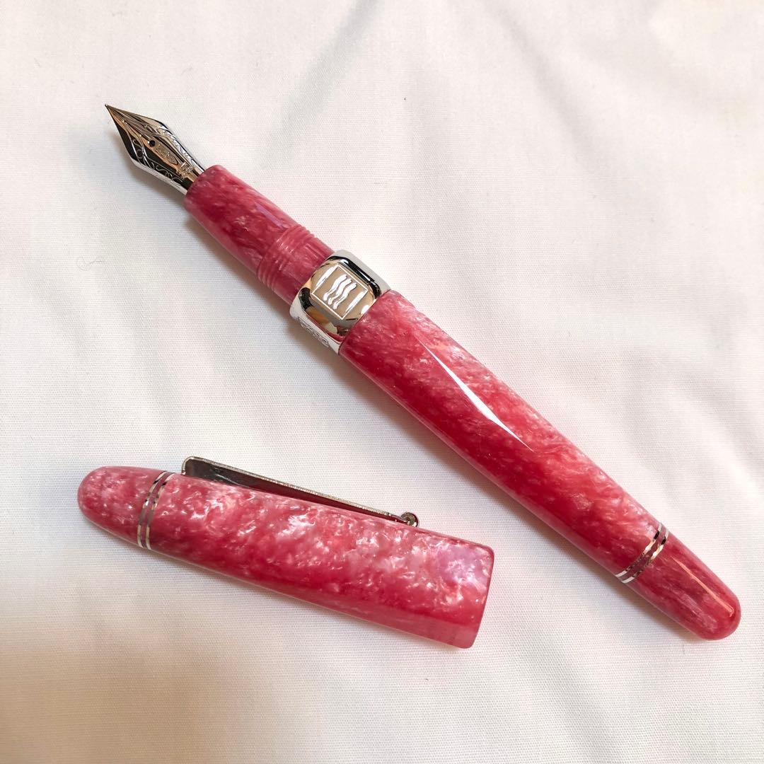 【新品】DELTA デルタ万年筆　ラ・ピアッツェッタ　エージド・ピンク　EF