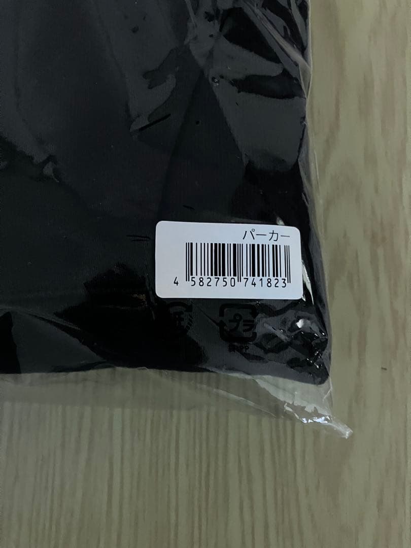 SixTONES MILESixTONESパーカー