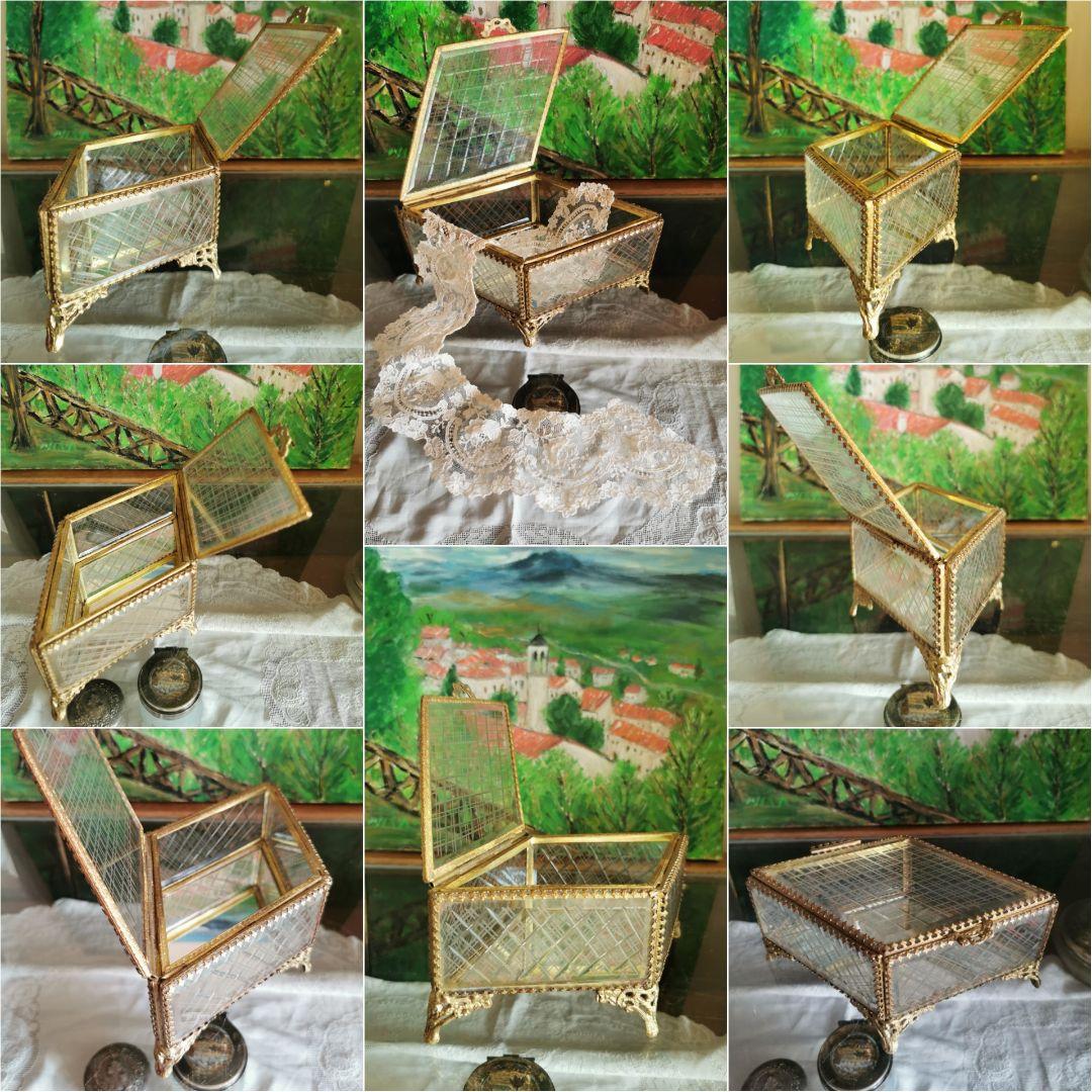 アンティークフランス 格子グラヴィール硝子菱形ジュエリーケース 三つ葉金細工装飾