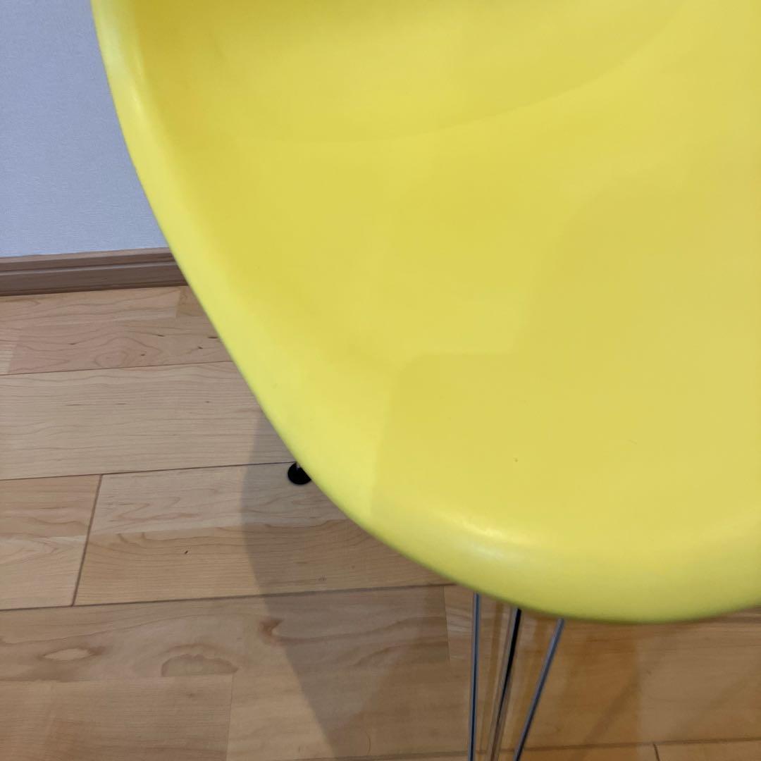 大阪市淀川区•引取限定　vitra ヴィトラ　イームズチェア イエロー