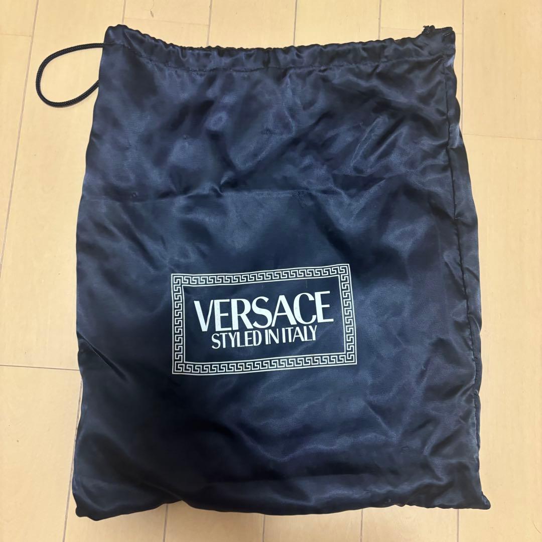 ヴェルサーチェ サンバースト ロゴ ハンドバッグ