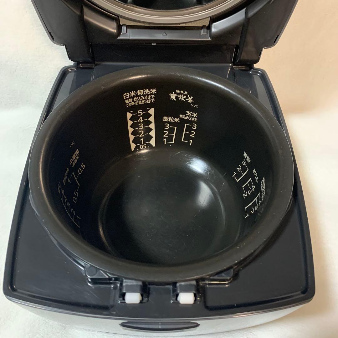 【2022年製】三菱電機IHジャー炊飯器　炭炊釜　5.5合　NJ-VVD10-B