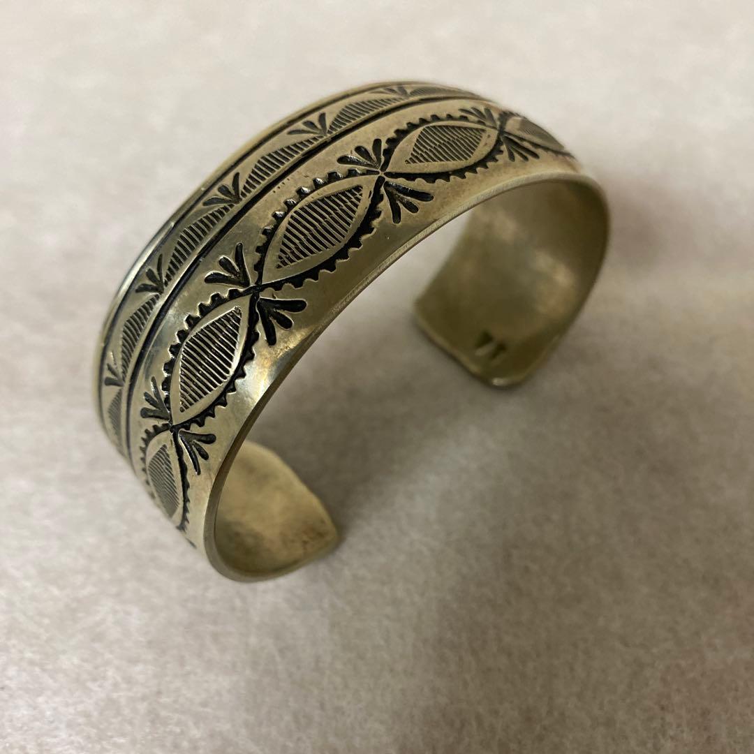 ☆ 【Vintage】 ナバホ・ネィティブ★シルバー バングル　刻印あり