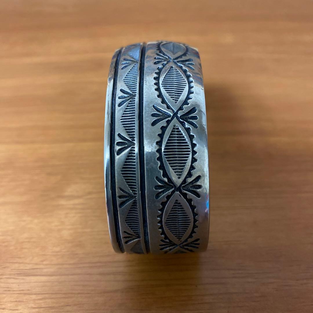 ☆ 【Vintage】 ナバホ・ネィティブ★シルバー バングル　刻印あり